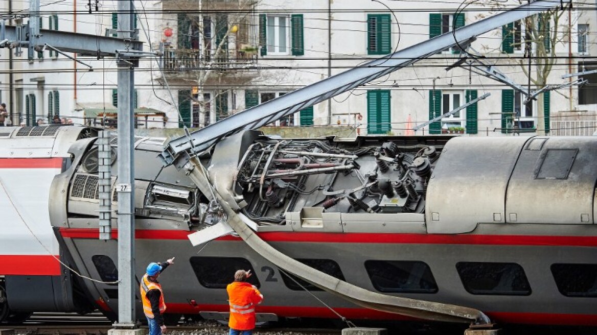 Ελβετία: Εκτροχιασμός τρένου στη Λουκέρνη - Τρεις τραυματίες